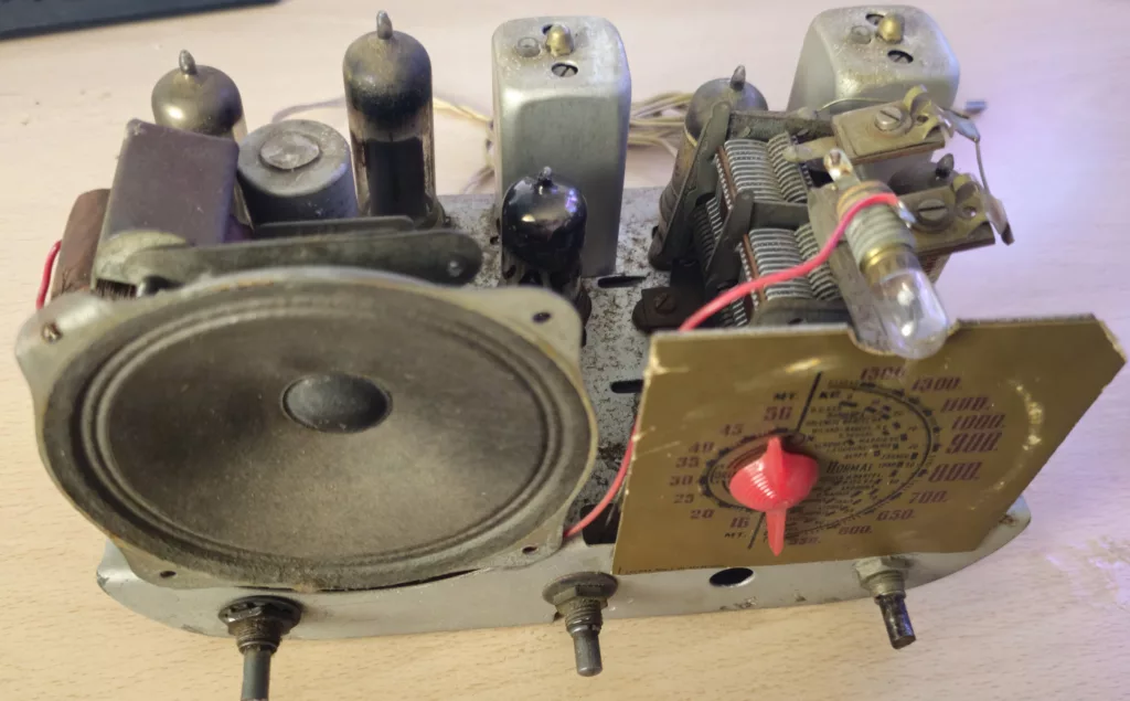 Frontal del chasis de la Lacora L-40